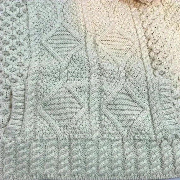 Blarney Woollen Mill Hooded Sweater 100% Merino Wool Aran Hoodie Ireland Medium - Picture 4 of 7